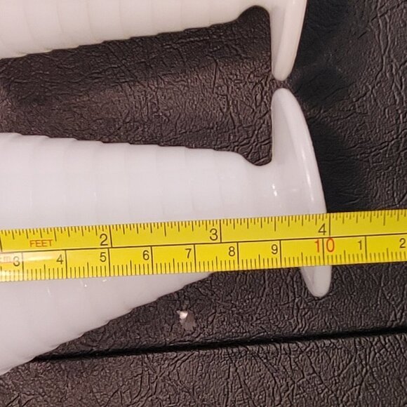 Vintage 2 Hazel Atlas White Moderntone Ice Cream Sundae Cups - Picture 4 of 4